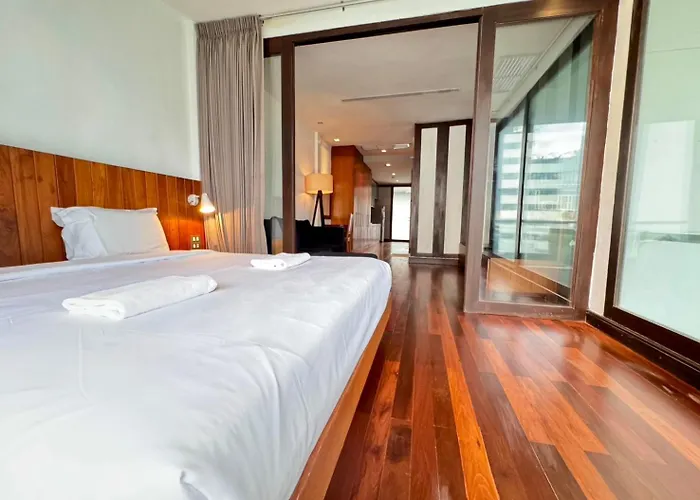 Wish Silom - วิชอินน์ สีลม Apartment