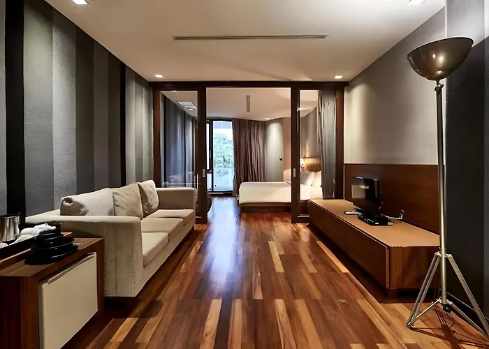 Wish Silom - วิชอินน์ สีลม Apartment